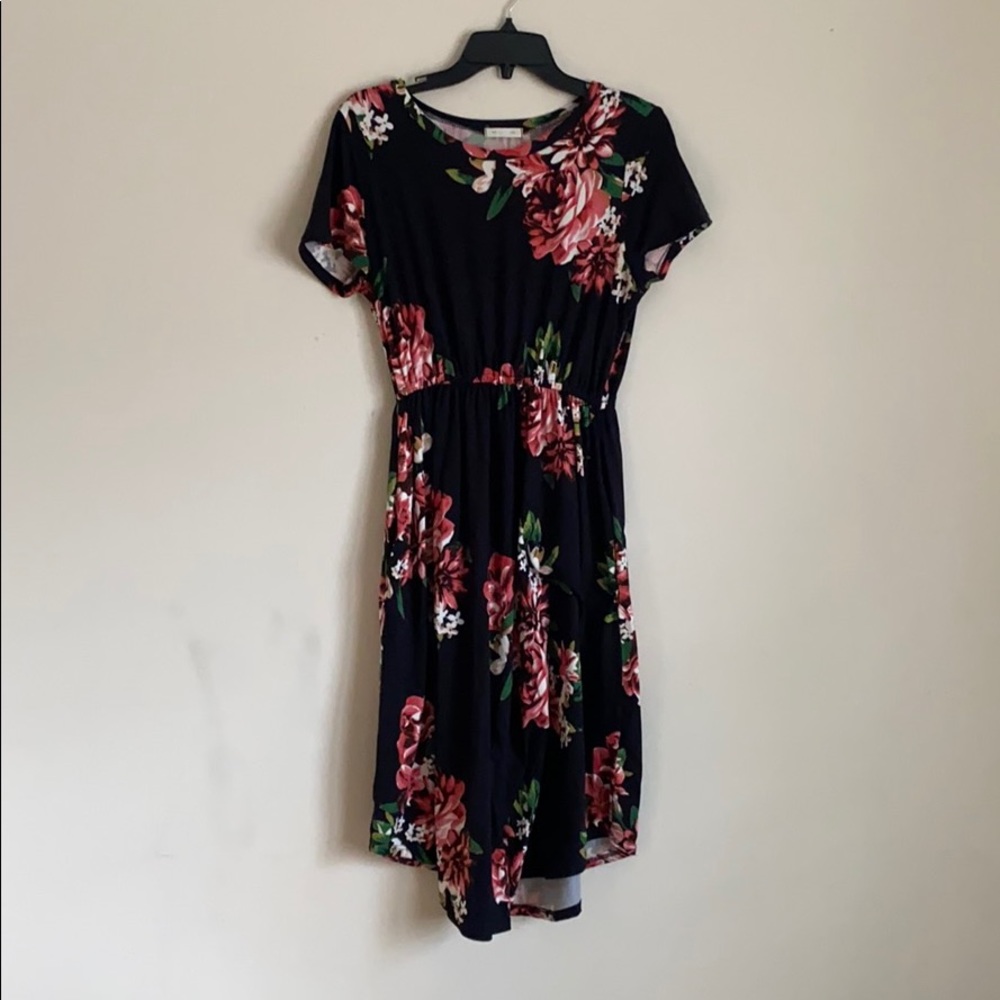 Reb & J Black Floral Midi Dress with Pockets